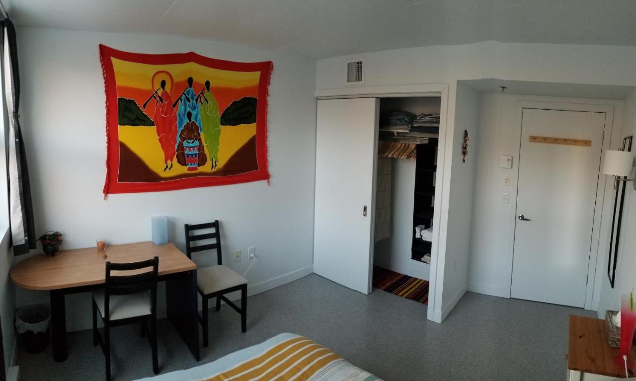 Very Nice, Clean And Quiet Double Room Next To Downtown Montréal Esterno foto